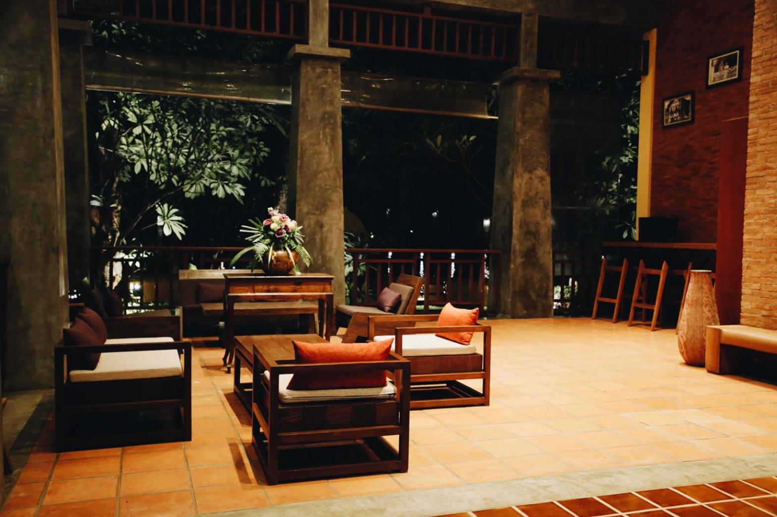Hotel De L'Amour Sha Plus Prakhon Chai Luaran gambar