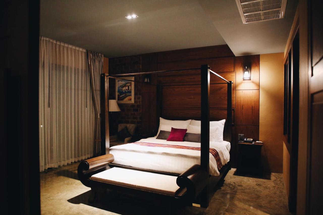 Hotel De L'Amour Sha Plus Prakhon Chai Luaran gambar